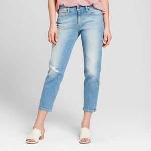 Boyfriend cropped jeans. Never worn!